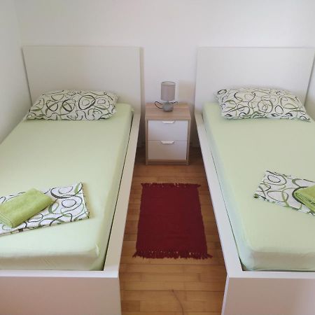 Apartments Booky 诺瓦利娅 外观 照片