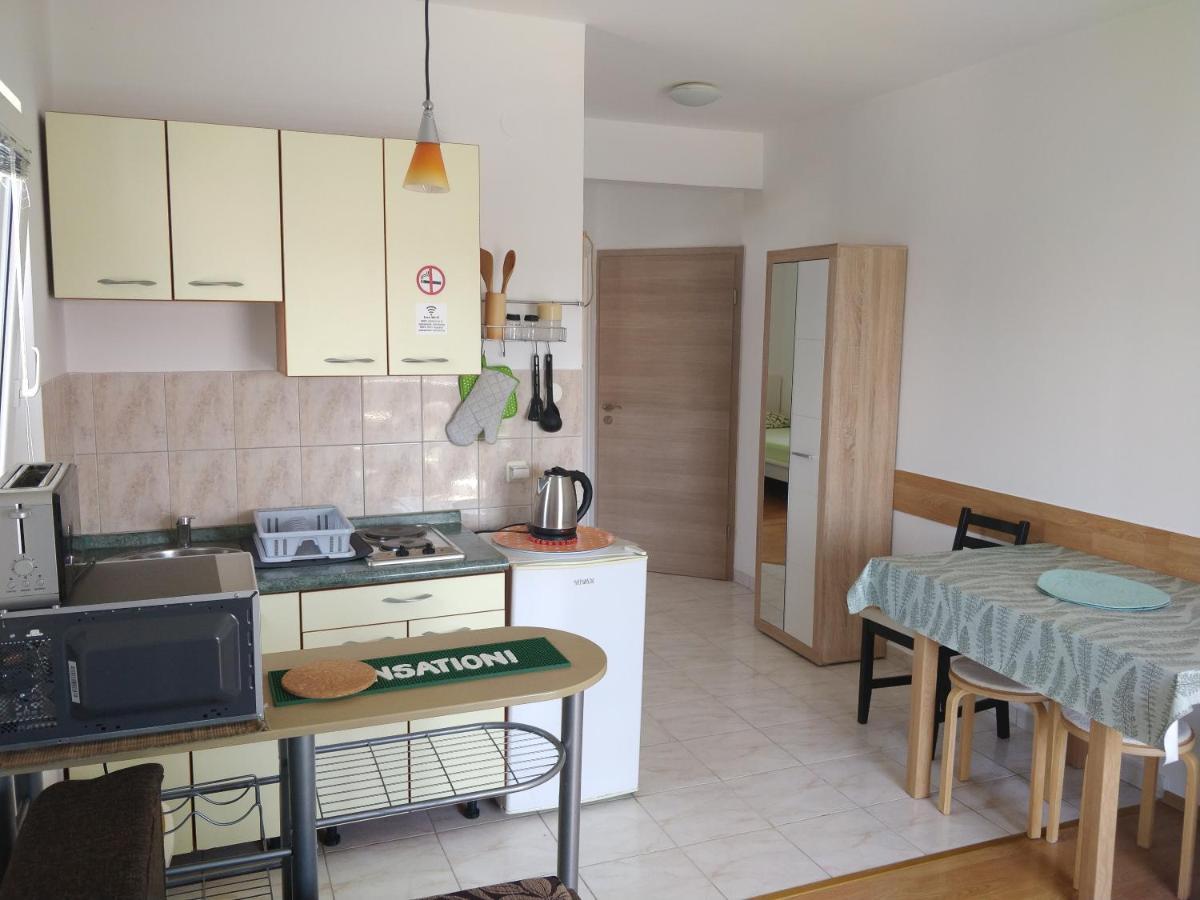 Apartments Booky 诺瓦利娅 外观 照片
