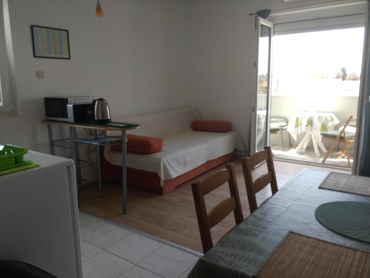 Apartments Booky 诺瓦利娅 外观 照片