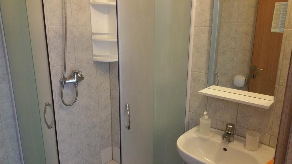 Apartments Booky 诺瓦利娅 外观 照片