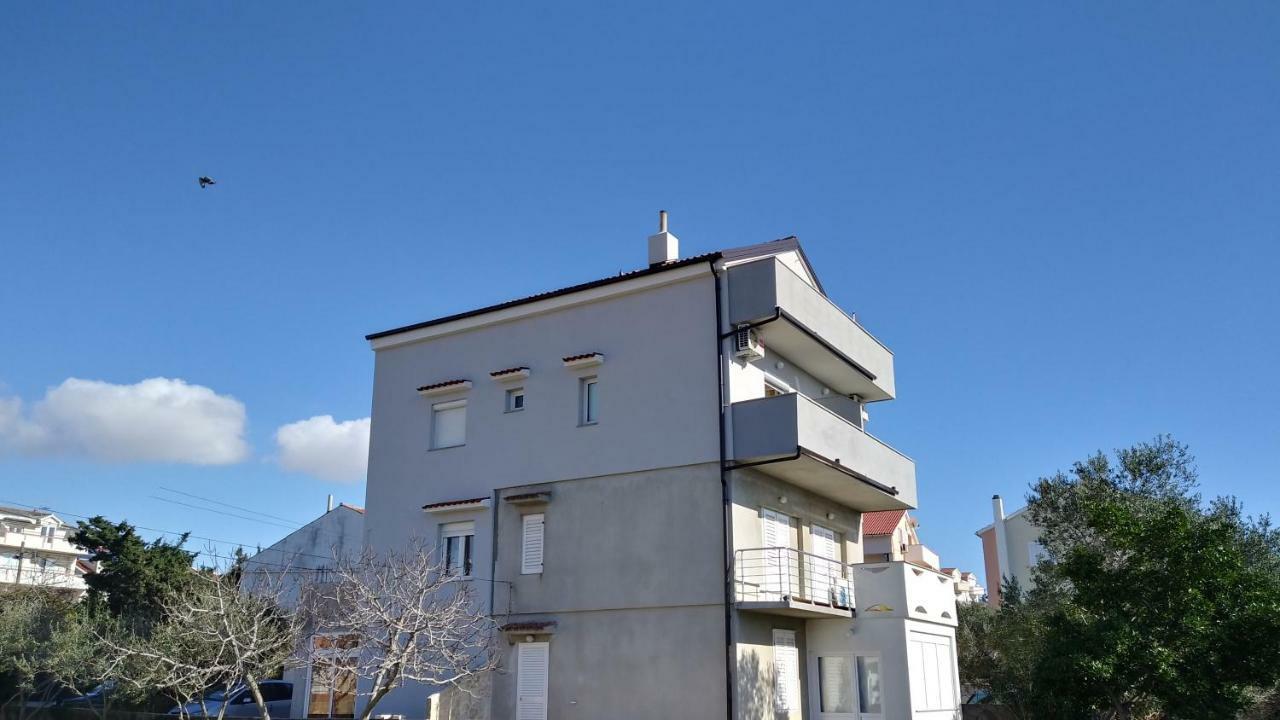 Apartments Booky 诺瓦利娅 外观 照片